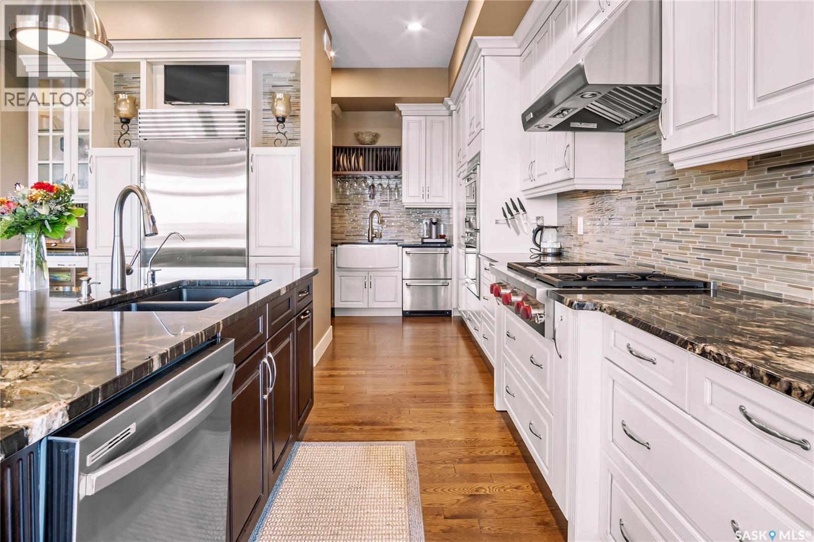 8099 Wascana Gardens Crescent, Regina, Saskatchewan  S4V 1G2 - Photo 12 - SK023580