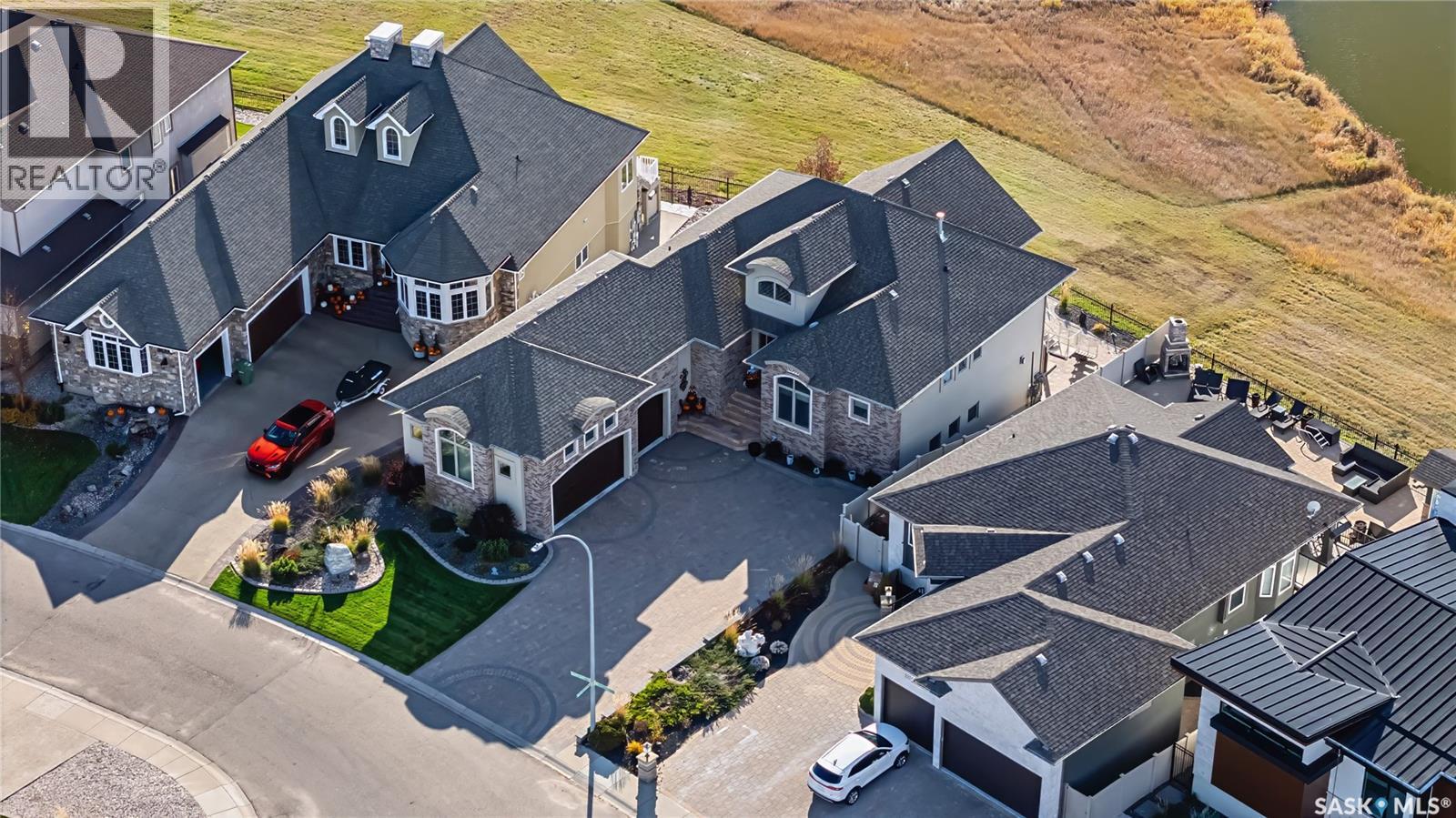 8099 Wascana Gardens Crescent, Regina, Saskatchewan  S4V 1G2 - Photo 4 - SK023580