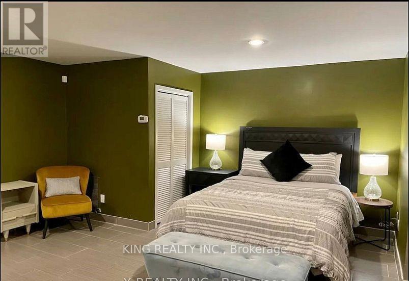 4729 Queen Street, Niagara Falls, Ontario  L2E 2M1 - Photo 8 - X12530584