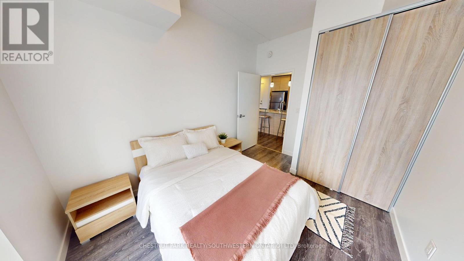 1003 - 318 Spruce Street, Waterloo, Ontario  N2L 3M7 - Photo 10 - X12530588