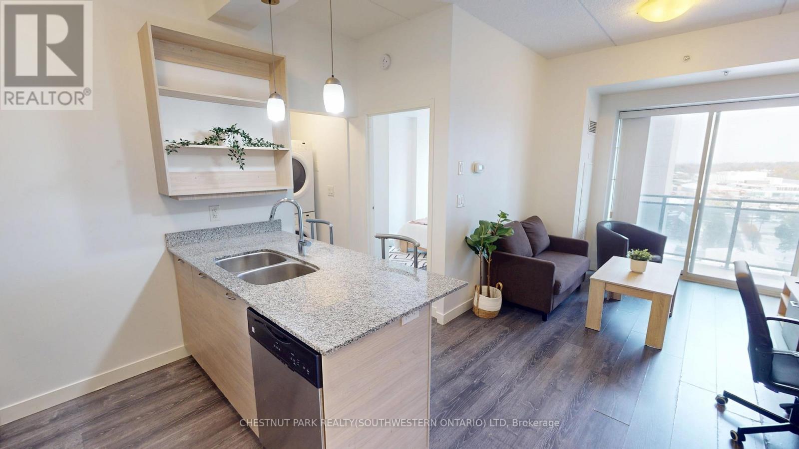 Property at 1003 - 318 SPRUCE STREET image 3