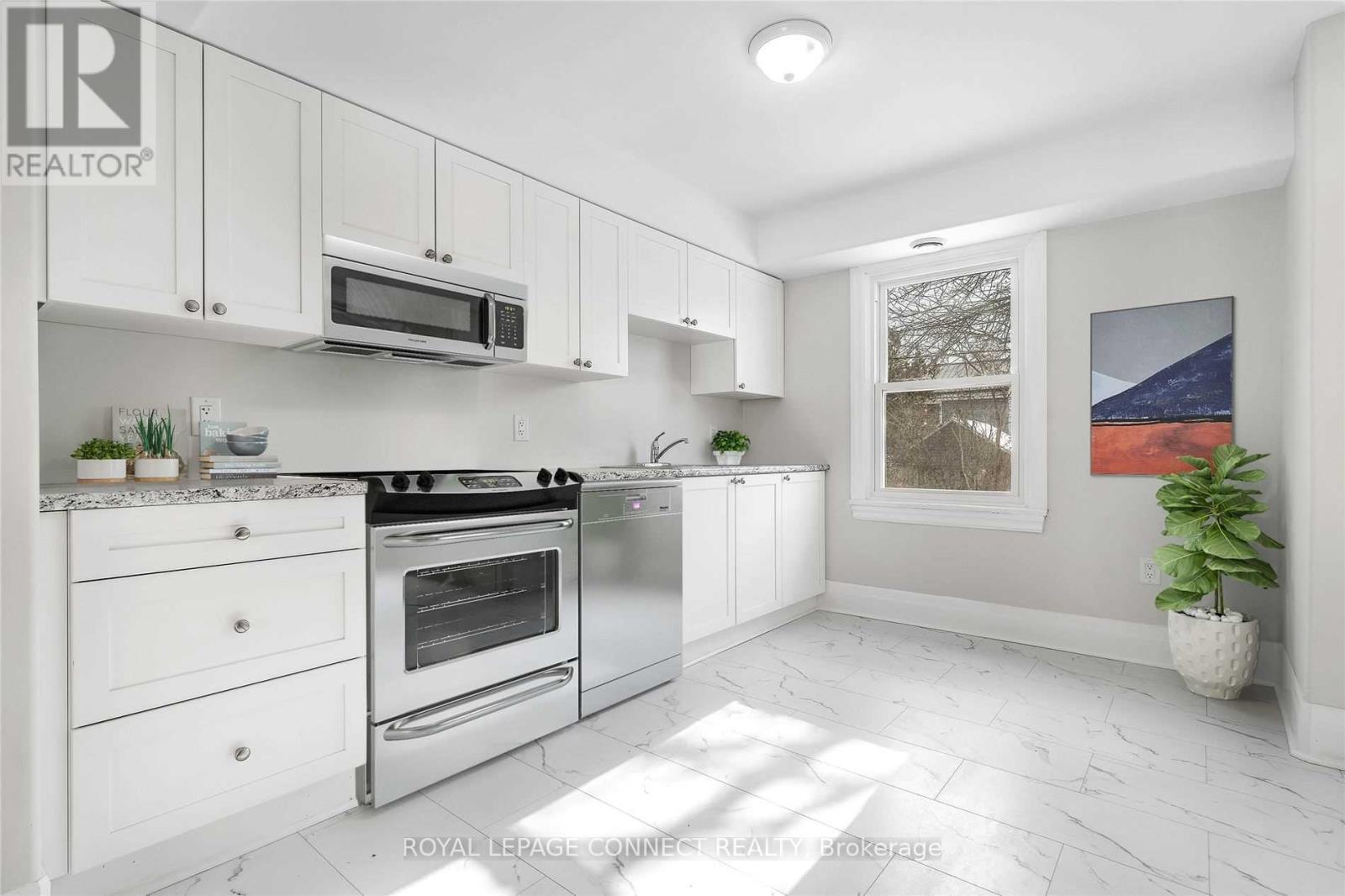 13 Diver Belt Drive, Prince Edward County, Ontario  K0K 2T0 - Photo 5 - X12530636