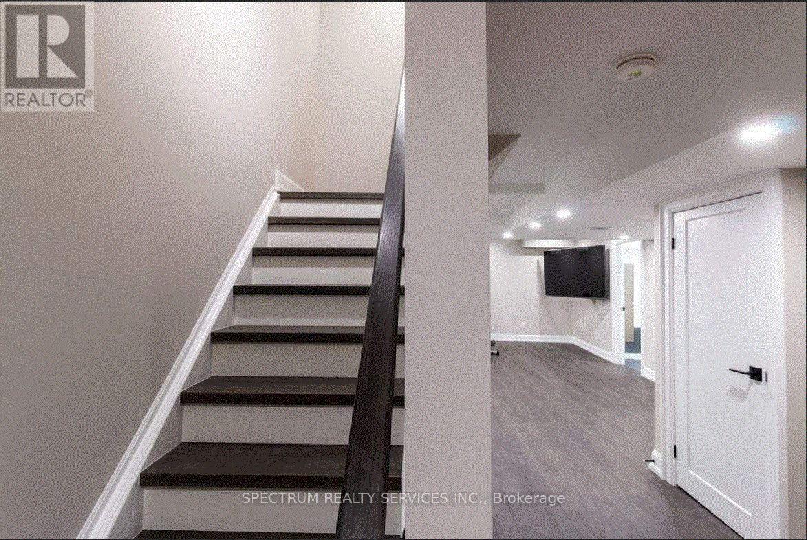 15 - 20 Pisa Drive, Hamilton, Ontario  L8E 6G7 - Photo 14 - X12530662