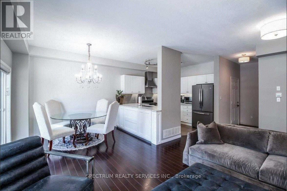 15 - 20 Pisa Drive, Hamilton, Ontario  L8E 6G7 - Photo 3 - X12530662