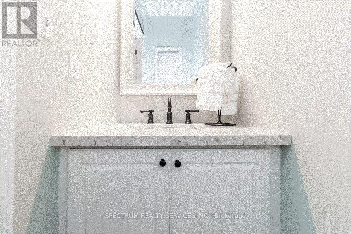 15 - 20 Pisa Drive, Hamilton, Ontario  L8E 6G7 - Photo 7 - X12530662