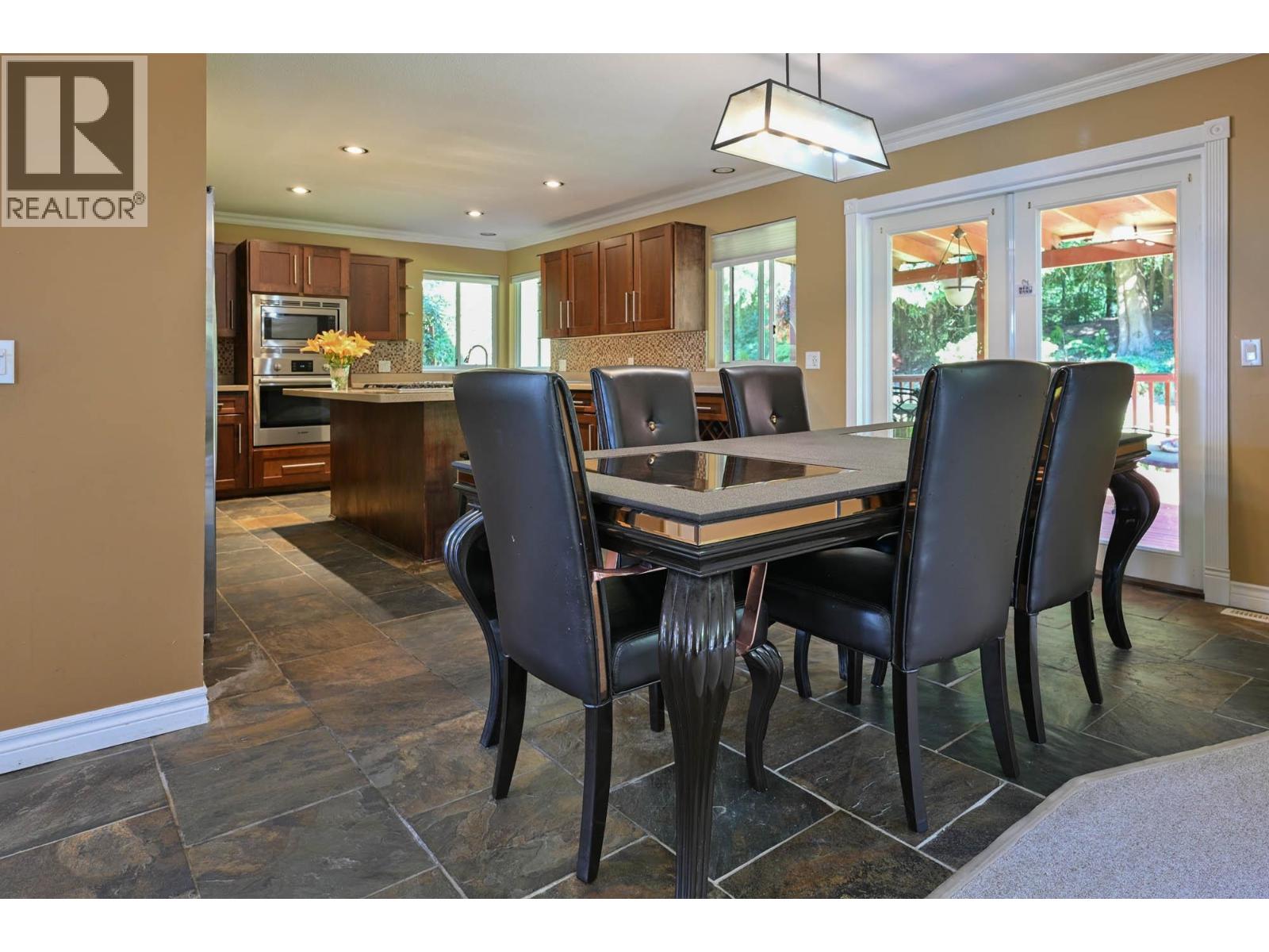 1422 Magnolia Place, Coquitlam, British Columbia  V3H 4S8 - Photo 8 - R3066080