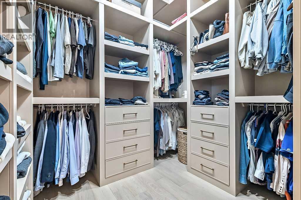 56 Lissington Drive Sw, Calgary, Alberta  T3E 5E3 - Photo 17 - A2268859