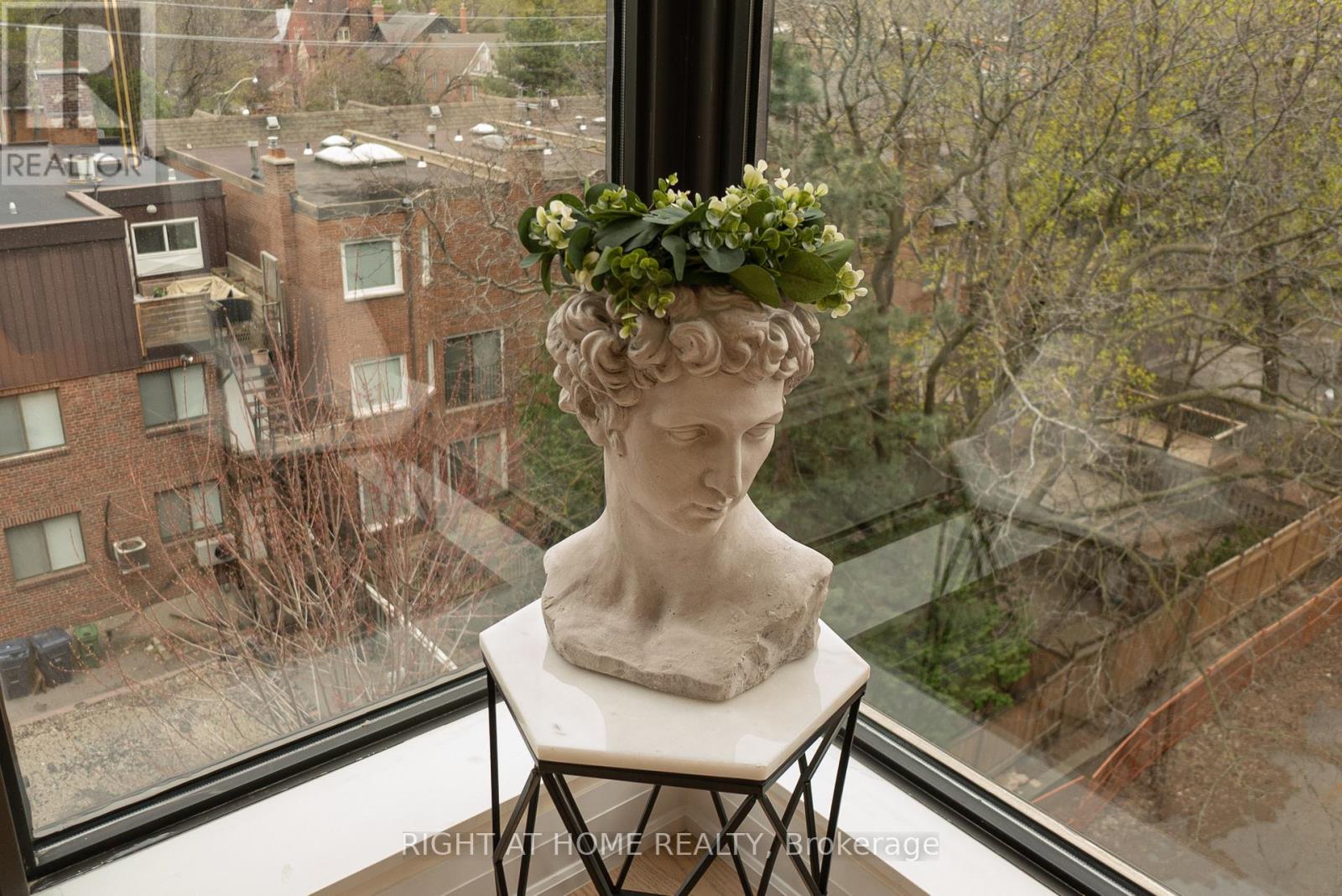 608 - 447 Walmer Road, Toronto, Ontario  M5P 2X9 - Photo 39 - C12530846