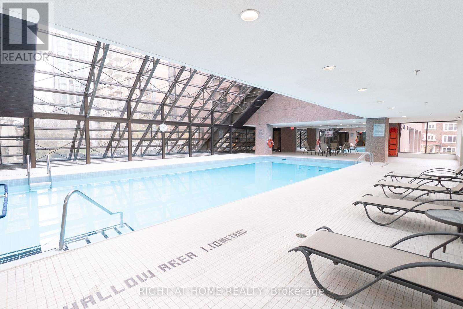 608 - 447 Walmer Road, Toronto, Ontario  M5P 2X9 - Photo 47 - C12530846