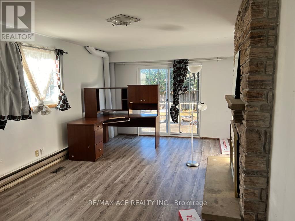 Main - 4 Jeanette Street, Toronto, Ontario  M1M 3G1 - Photo 6 - E12530794