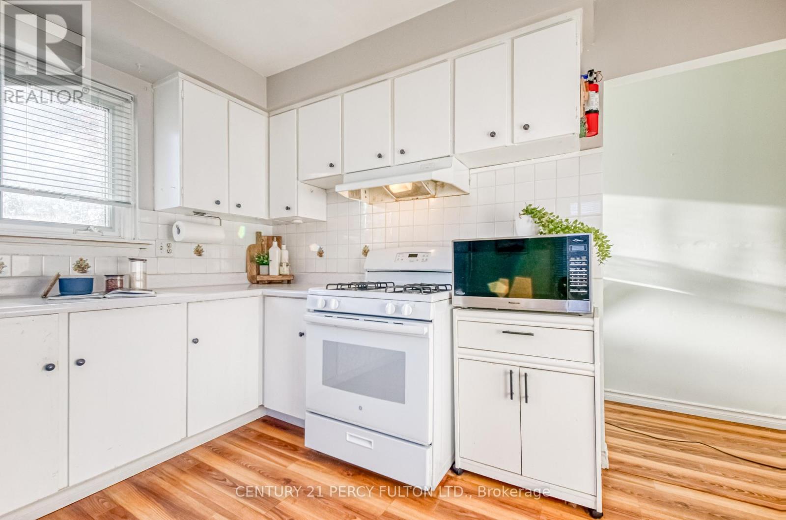 43 Taylor Road, Ajax, Ontario  L1S 2X5 - Photo 17 - E12530816