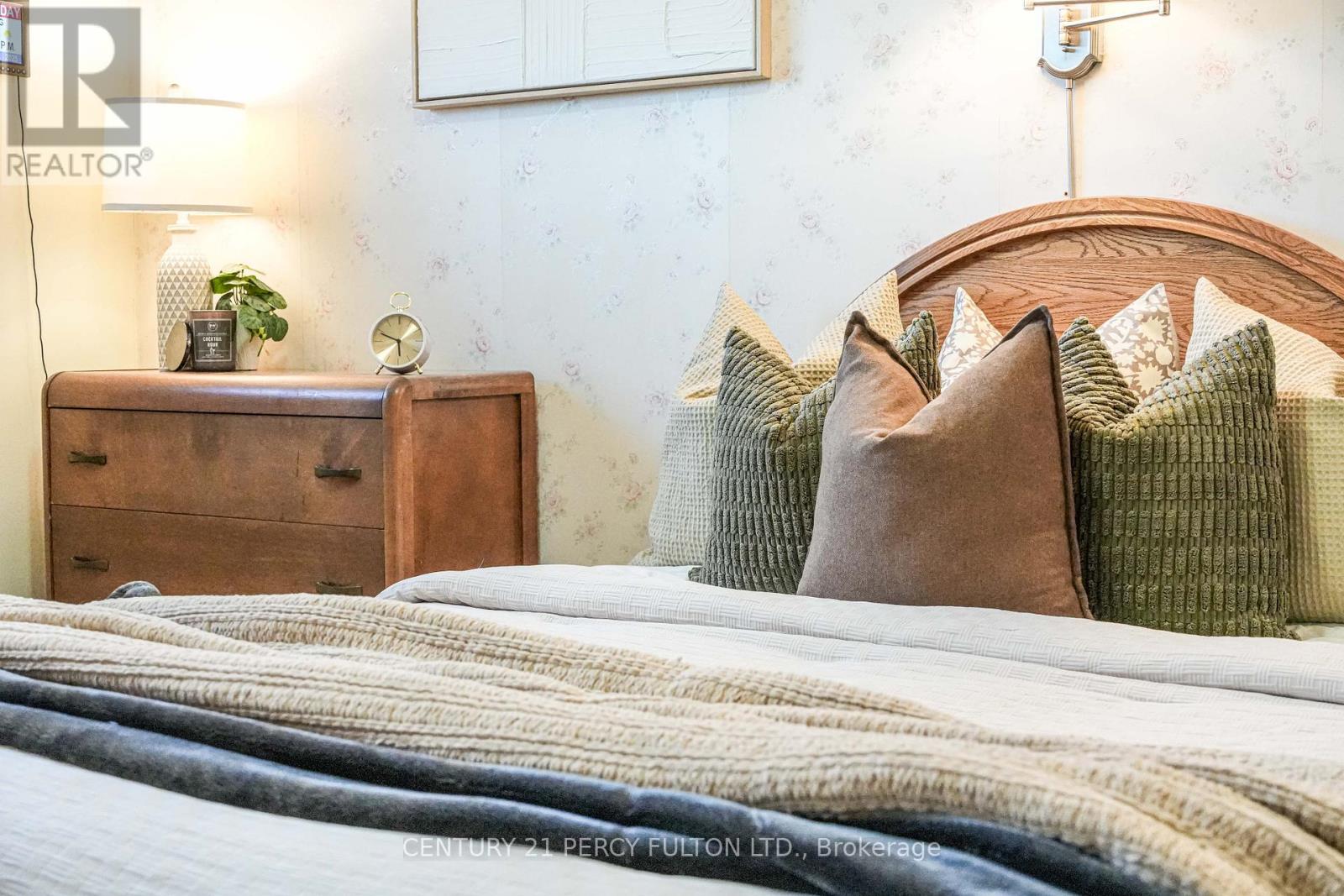 43 Taylor Road, Ajax, Ontario  L1S 2X5 - Photo 19 - E12530816