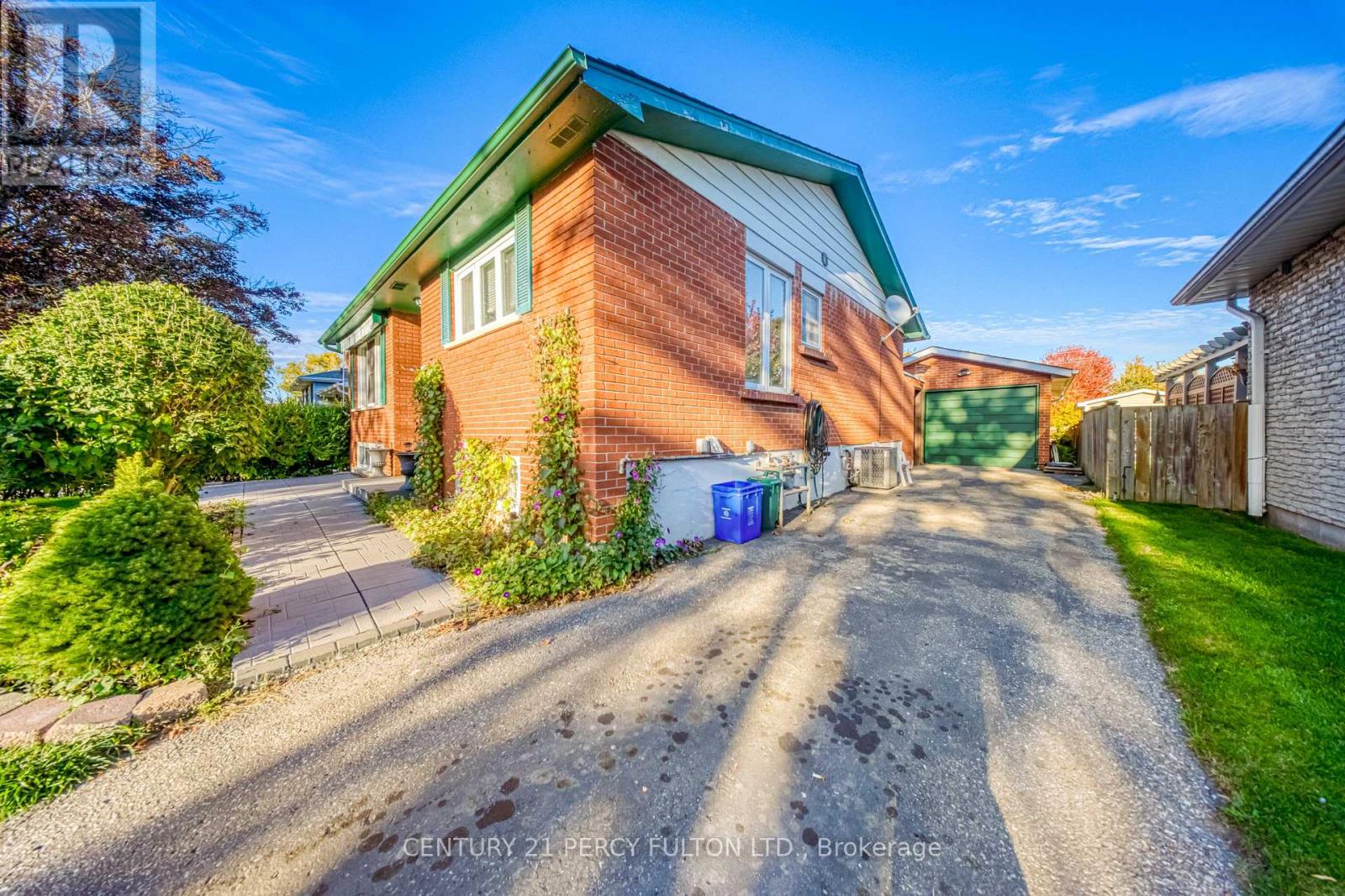 43 Taylor Road, Ajax, Ontario  L1S 2X5 - Photo 3 - E12530816