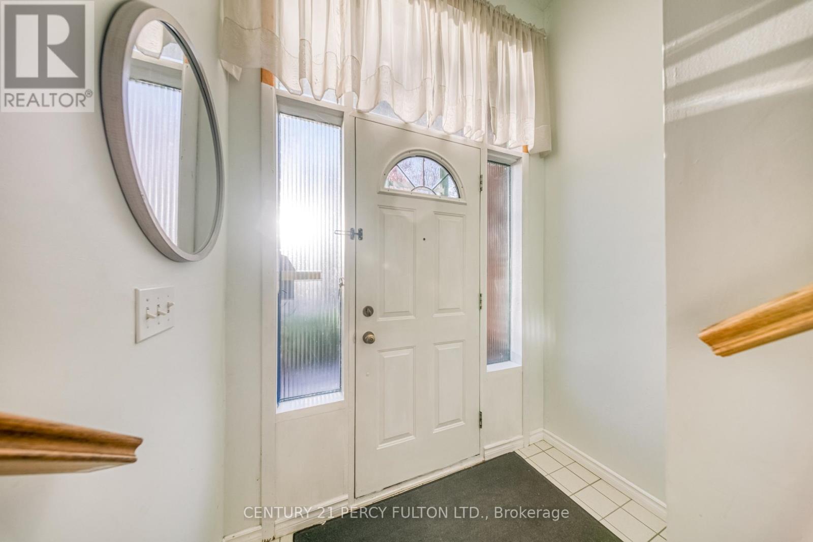 43 Taylor Road, Ajax, Ontario  L1S 2X5 - Photo 5 - E12530816