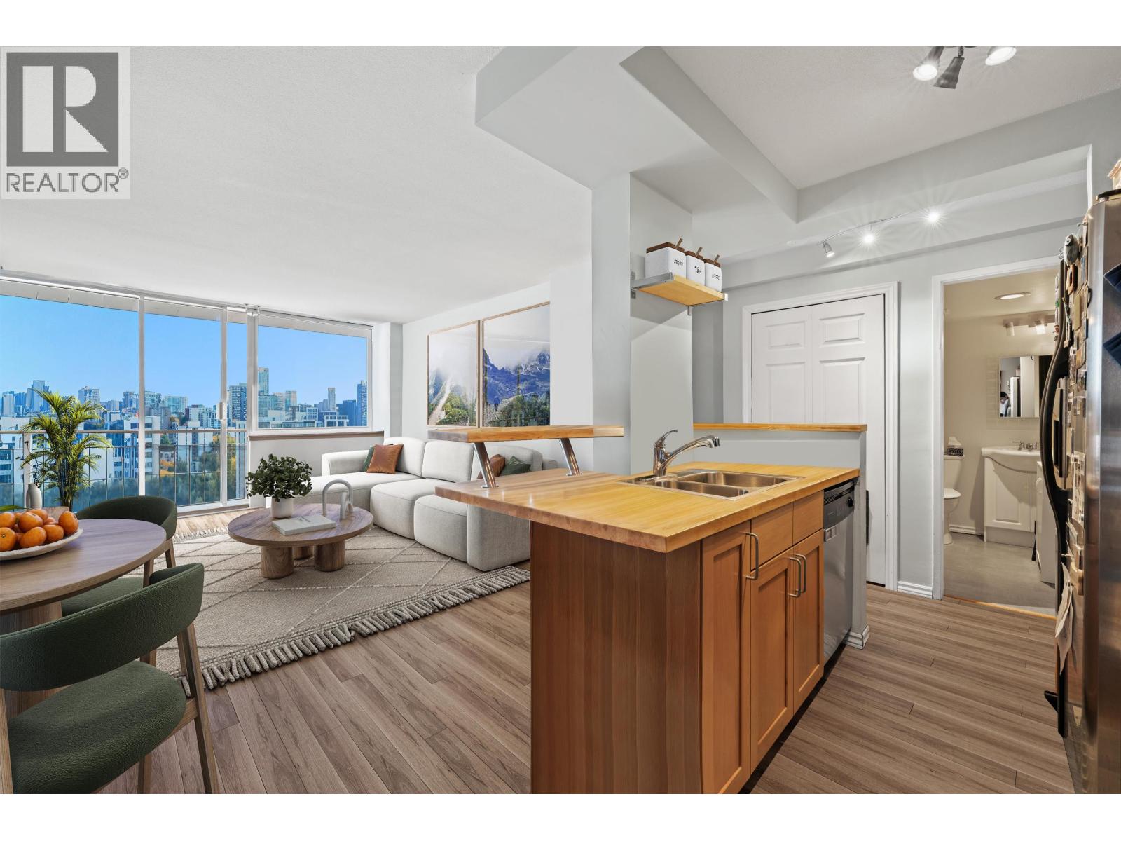 2301 1850 COMOX STREET, Vancouver, British Columbia