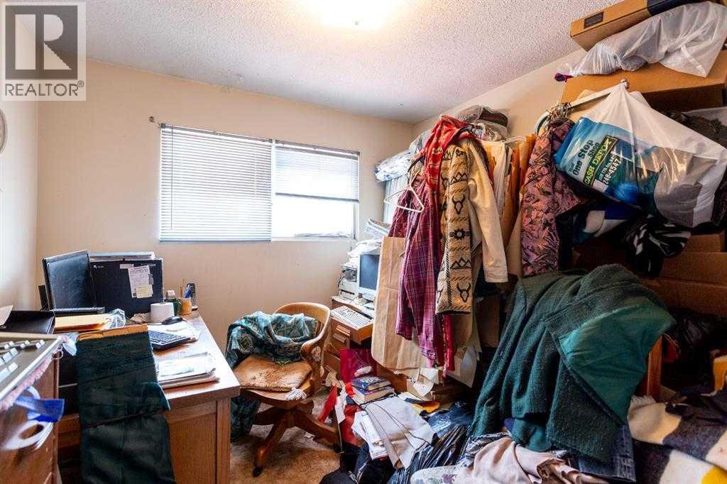 7803 Hunterslea Crescent Nw, Calgary, Alberta  T2K 4M3 - Photo 8 - A2267488