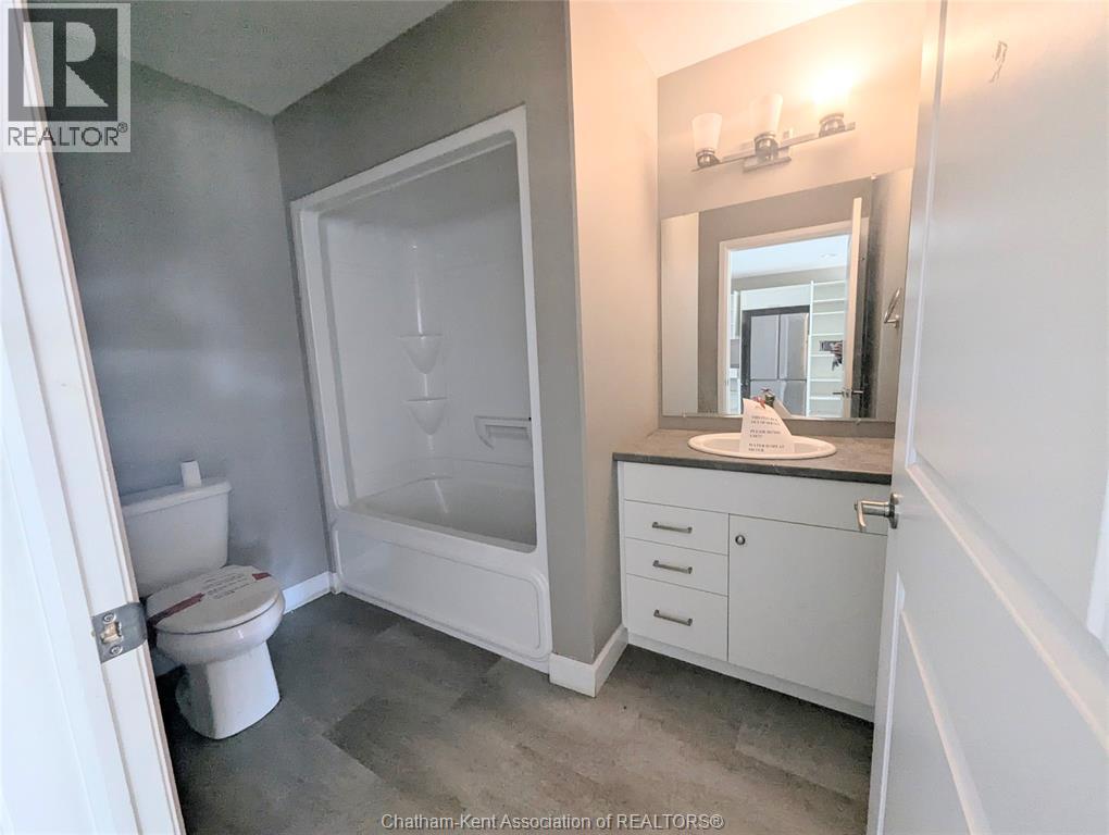 142 Moonstone Crescent, Chatham, Ontario  N7M 0S2 - Photo 11 - 25026744