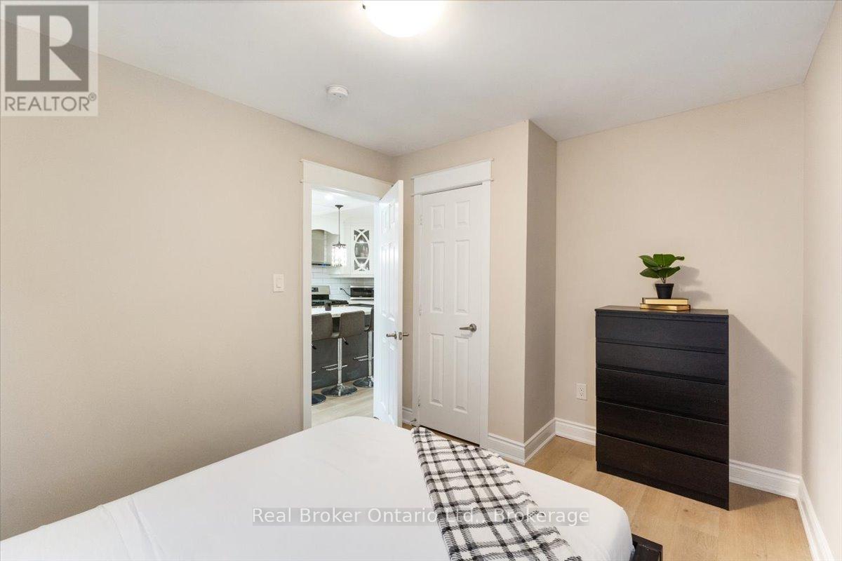 171 Britannia Avenue, Hamilton, Ontario  L8H 1X6 - Photo 16 - X12530936