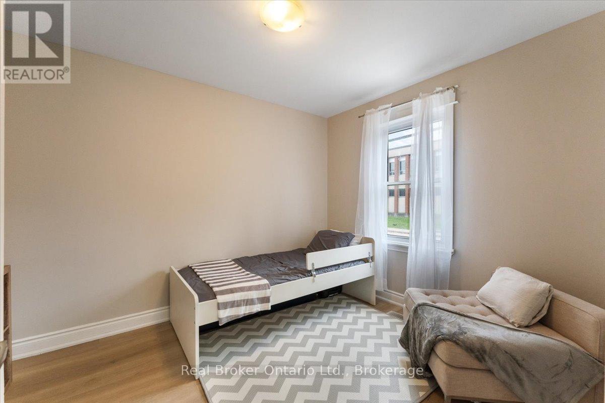 171 Britannia Avenue, Hamilton, Ontario  L8H 1X6 - Photo 17 - X12530936