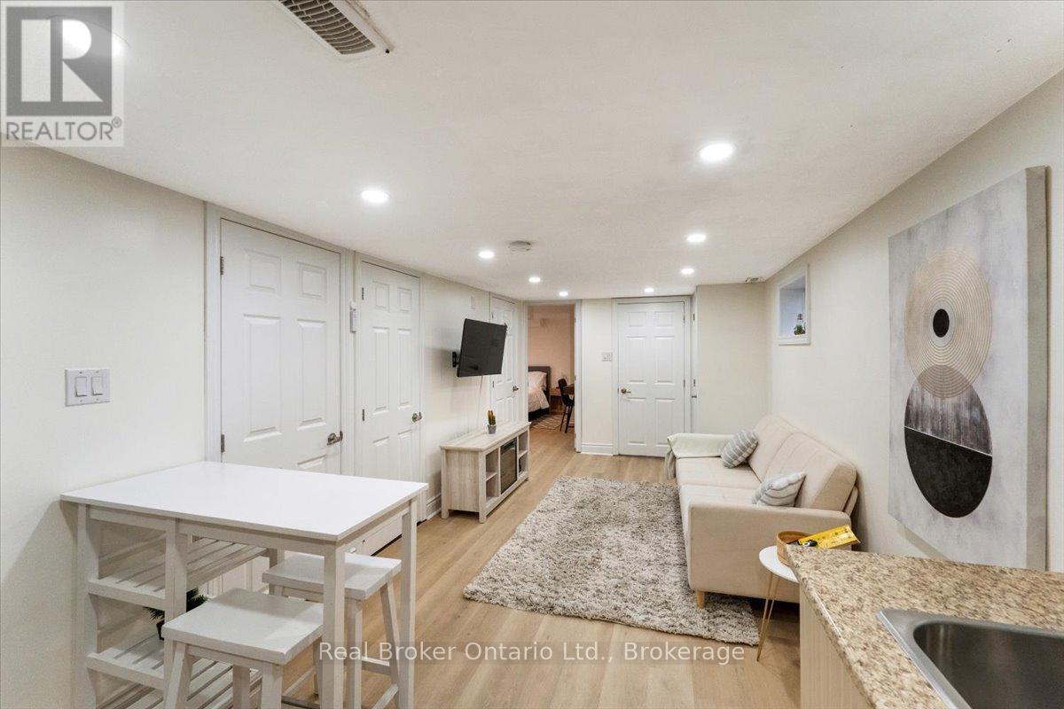 171 Britannia Avenue, Hamilton, Ontario  L8H 1X6 - Photo 32 - X12530936