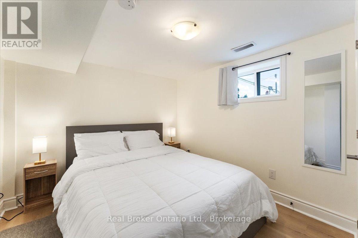 171 Britannia Avenue, Hamilton, Ontario  L8H 1X6 - Photo 33 - X12530936