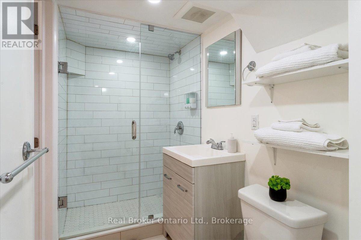 171 Britannia Avenue, Hamilton, Ontario  L8H 1X6 - Photo 36 - X12530936