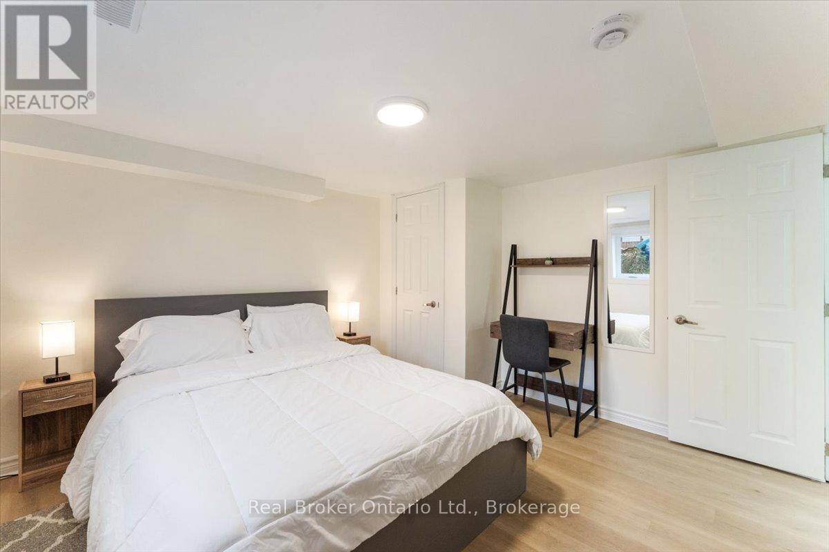 171 Britannia Avenue, Hamilton, Ontario  L8H 1X6 - Photo 38 - X12530936