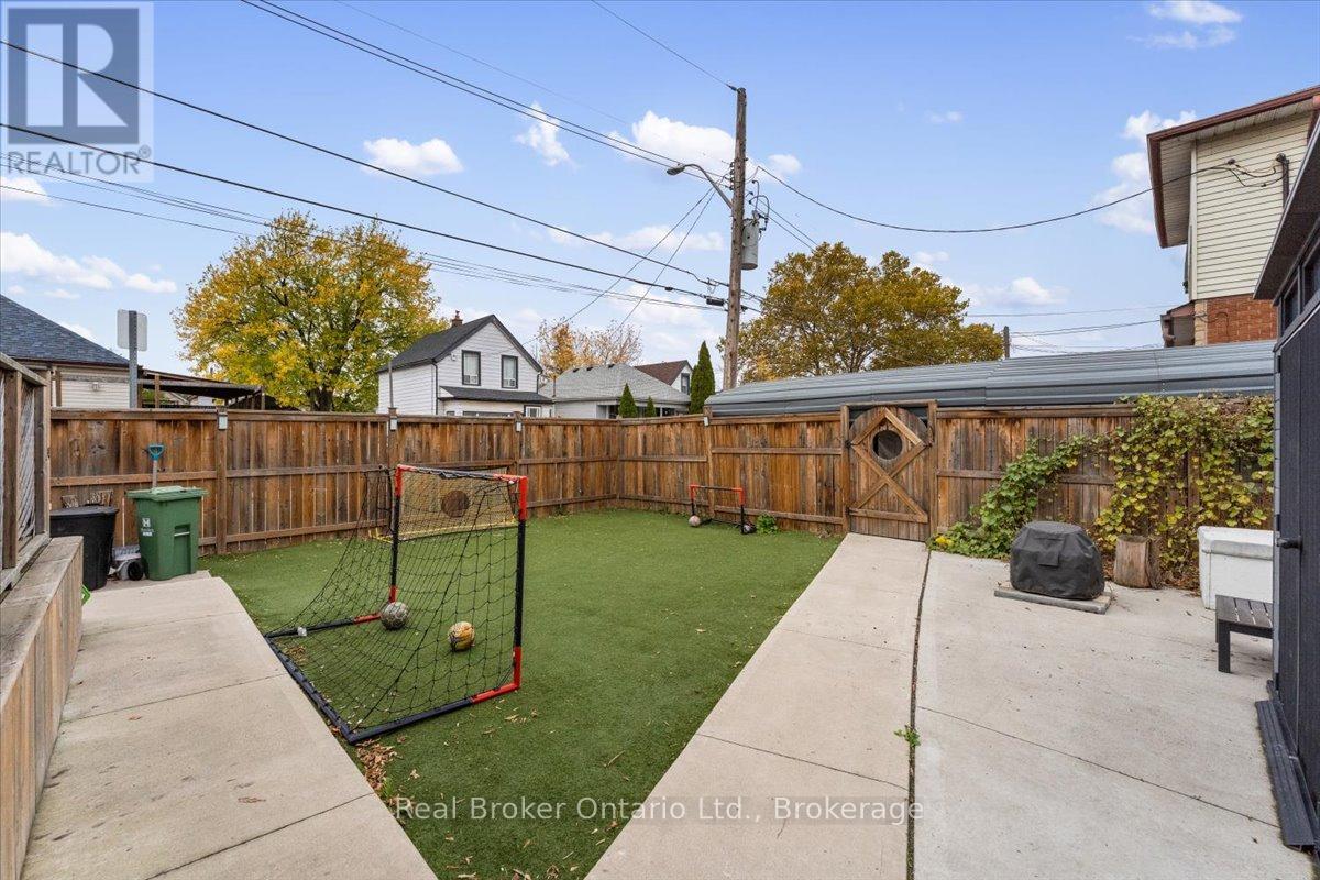 171 Britannia Avenue, Hamilton, Ontario  L8H 1X6 - Photo 45 - X12530936