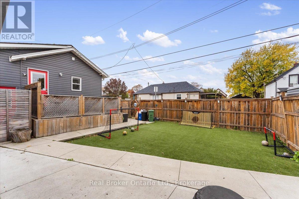 171 Britannia Avenue, Hamilton, Ontario  L8H 1X6 - Photo 46 - X12530936