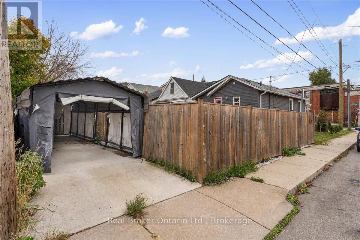 171 Britannia Avenue, Hamilton, Ontario  L8H 1X6 - Photo 47 - X12530936