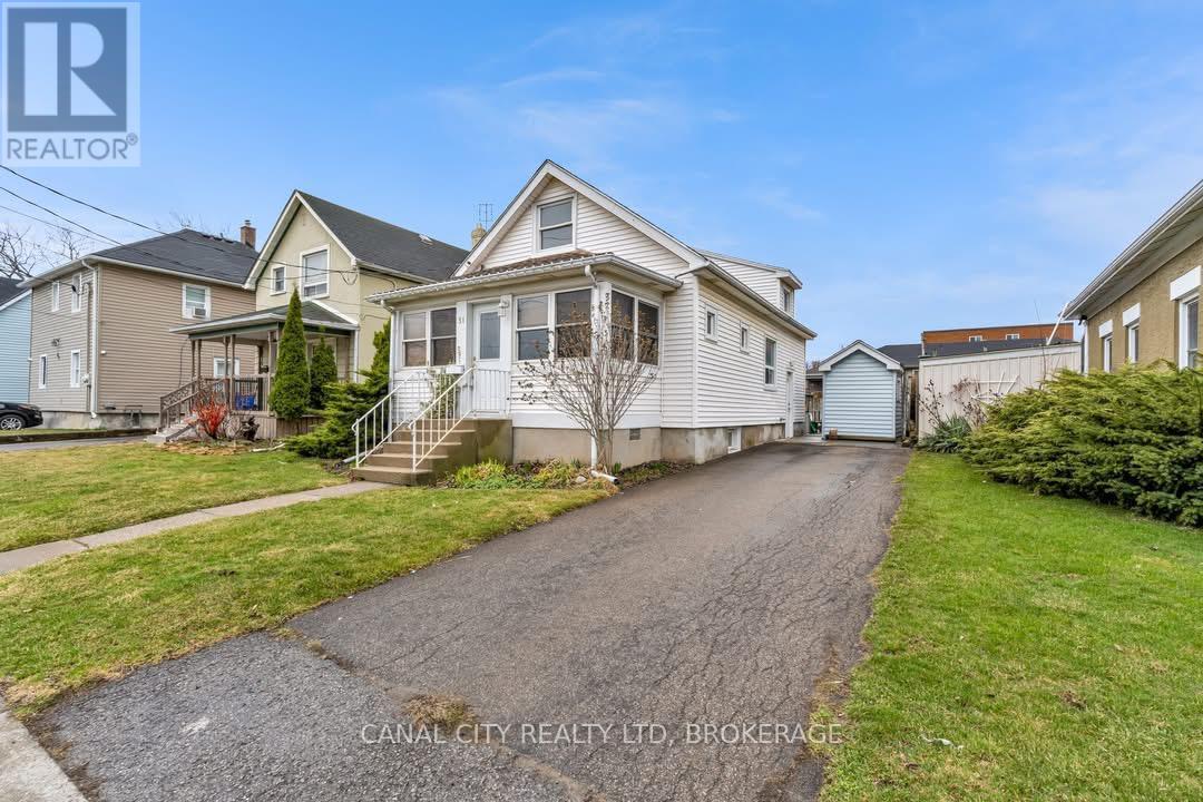 51 PINE STREET S, Thorold, Ontario