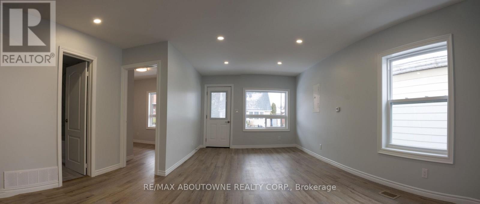 Main - 554 Mary Street, Hamilton, Ontario  L8L 4X7 - Photo 14 - X12530790