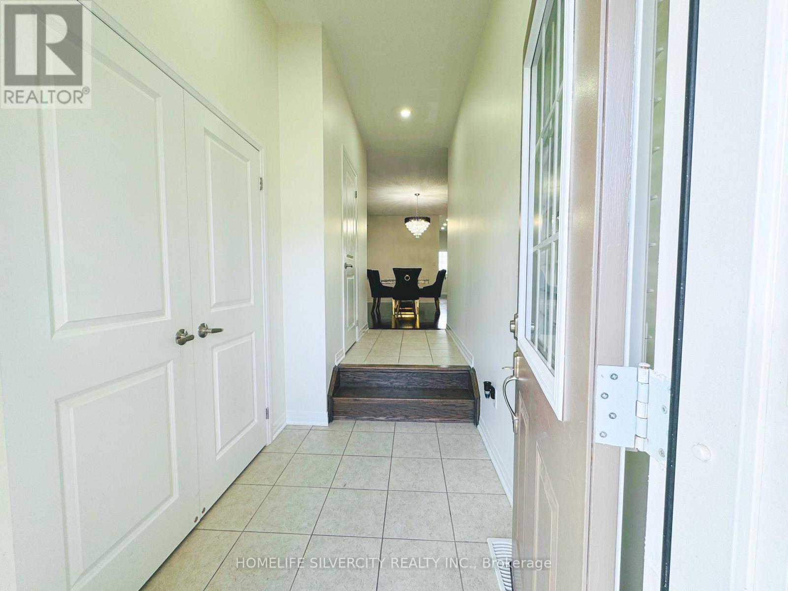 28 Jenkins Street, East Luther Grand Valley, Ontario  L9W 7R3 - Photo 2 - X12530796