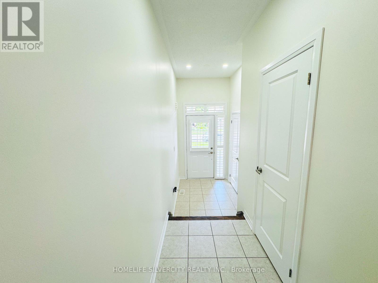 28 Jenkins Street, East Luther Grand Valley, Ontario  L9W 7R3 - Photo 3 - X12530796