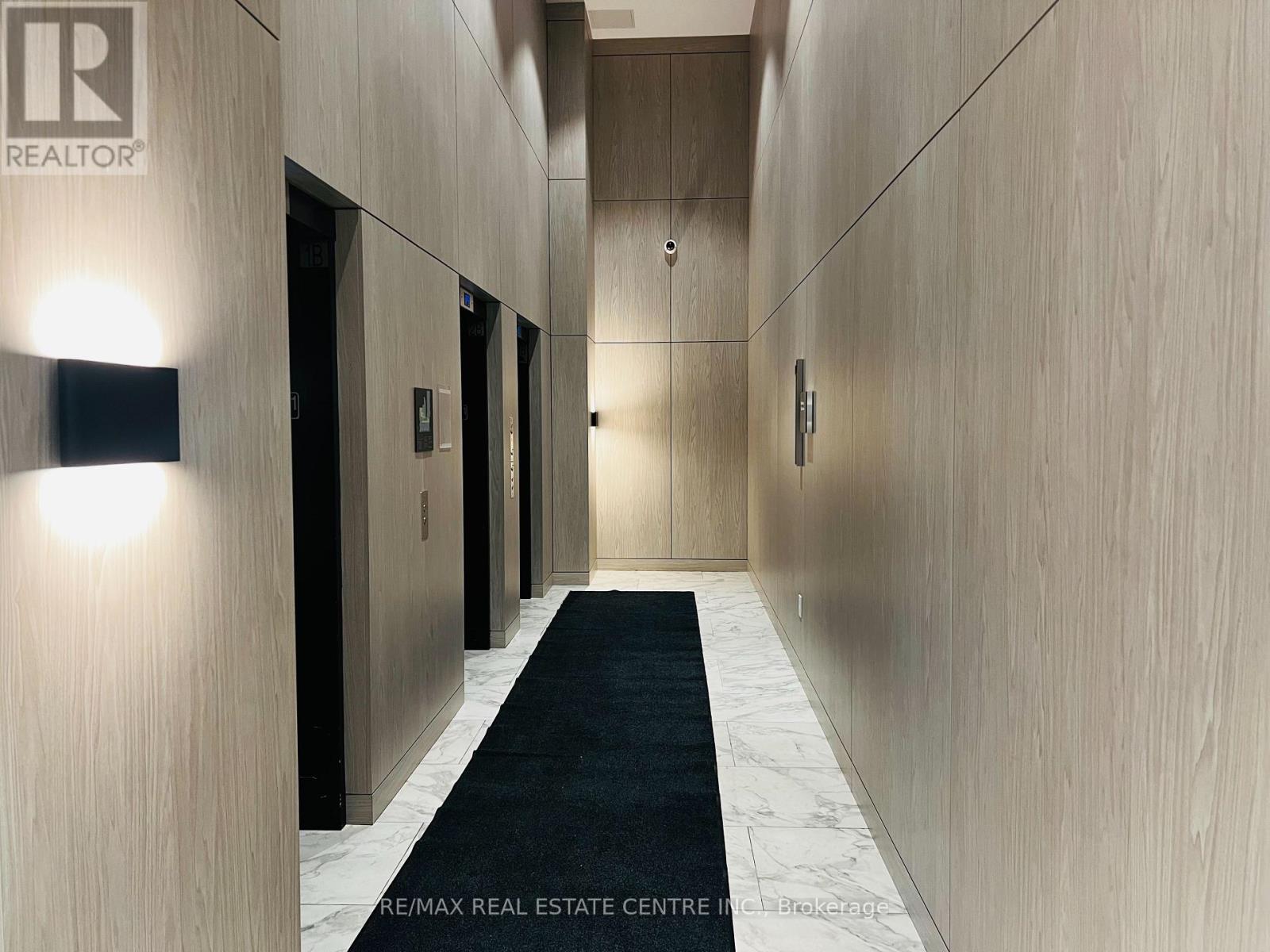 809 - 15 WELLINGTON STREET S, Kitchener, Ontario