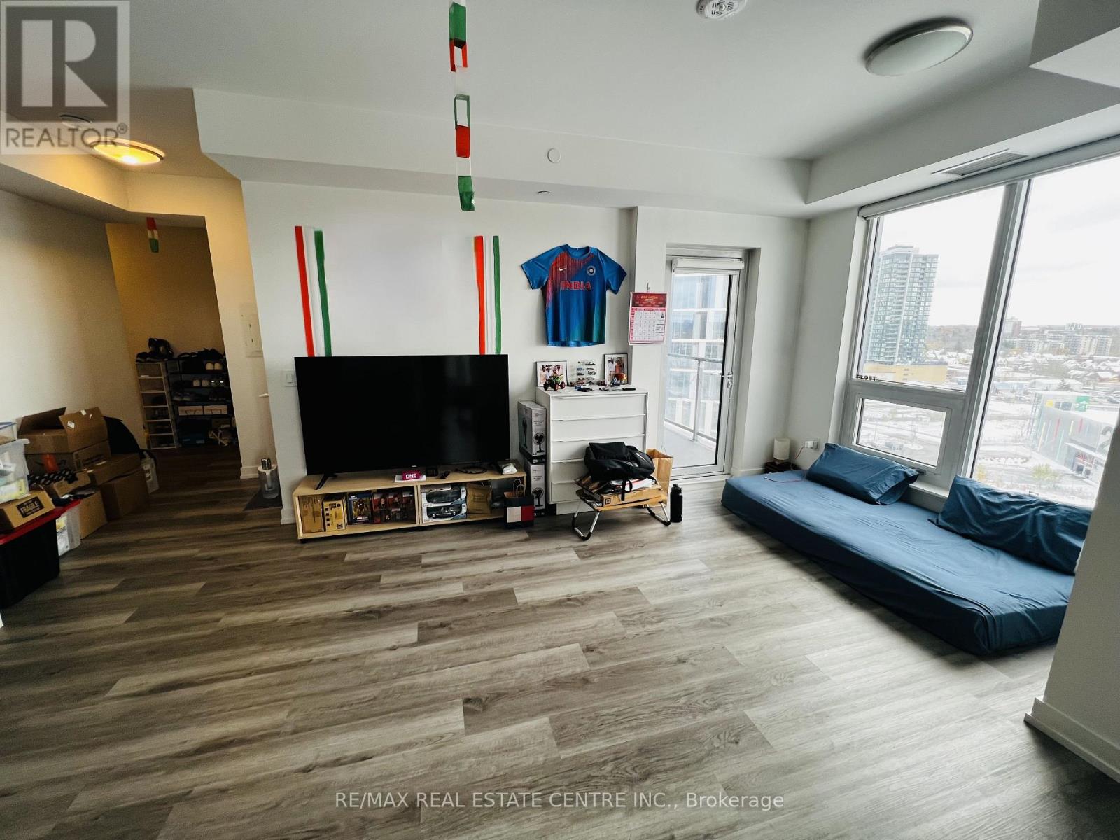 809 - 15 Wellington Street S, Kitchener, Ontario  N2G 0E4 - Photo 11 - X12530802