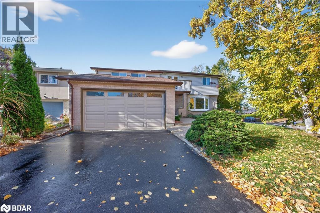 35 Glenridge Road, Barrie, Ontario  L4N 2X9 - Photo 1 - 40787158