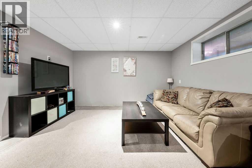 119 Bridlecreek Terrace, Calgary, Alberta  T2Y 3N8 - Photo 33 - A2263802