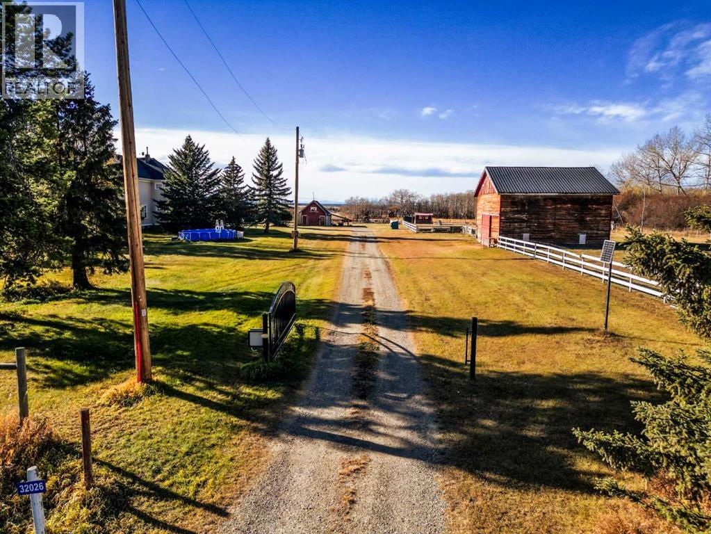 32026 35, Rural Mountain View County, Alberta  T0M 0W0 - Photo 2 - A2267024
