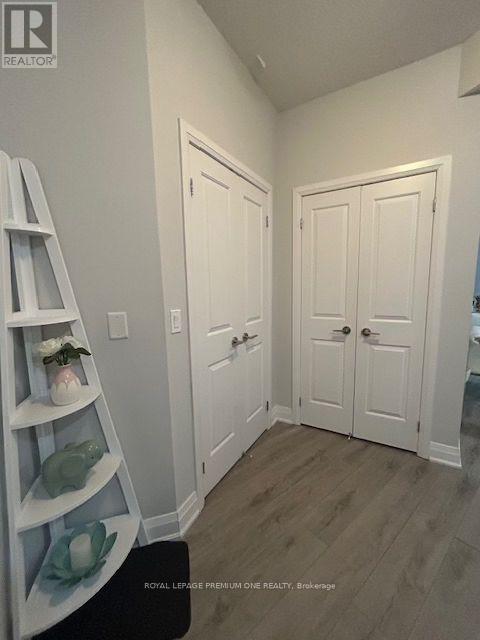 807 - 25 Fontenay Court, Toronto, Ontario  M9A 0C4 - Photo 4 - W12530758