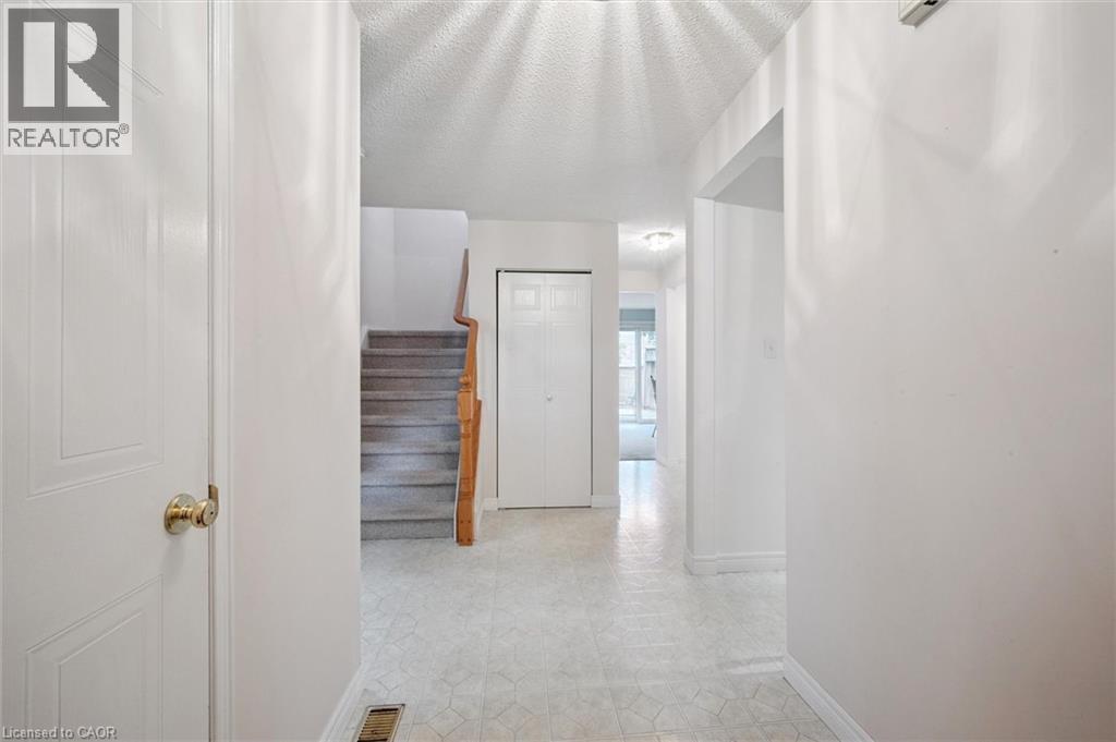 66 Benesfort Drive, Kitchener, Ontario  N2N 3B6 - Photo 3 - 40787266