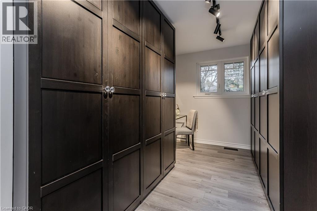 260 Foxbar Road, Burlington, Ontario  L7L 3A3 - Photo 17 - 40786908