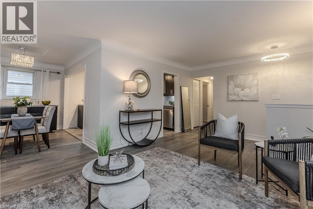 260 Foxbar Road, Burlington, Ontario  L7L 3A3 - Photo 8 - 40786908