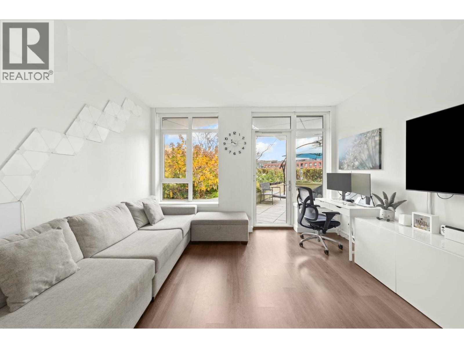 209 3557 Sawmill Crescent, Vancouver, British Columbia  V5S 0E2 - Photo 3 - R3066048