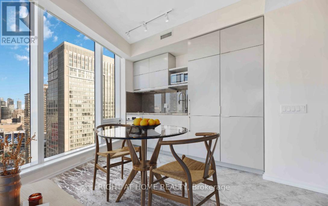 197 Yonge Street, Toronto, Ontario  M5B 1M4 - Photo 22 - C12530902