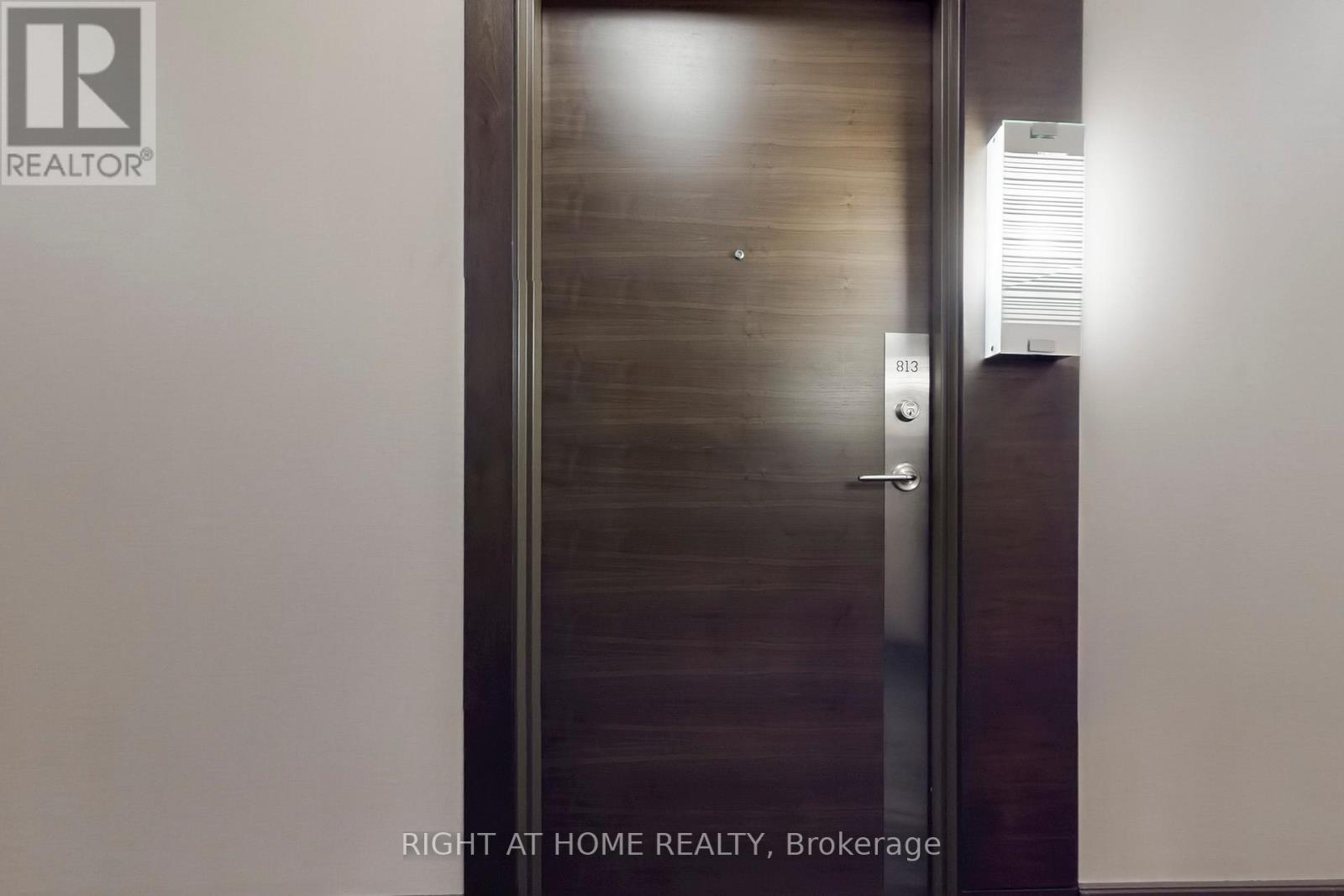 813 - 35 Brian Peck Crescent, Toronto, Ontario  M4G 0A5 - Photo 18 - C12530932