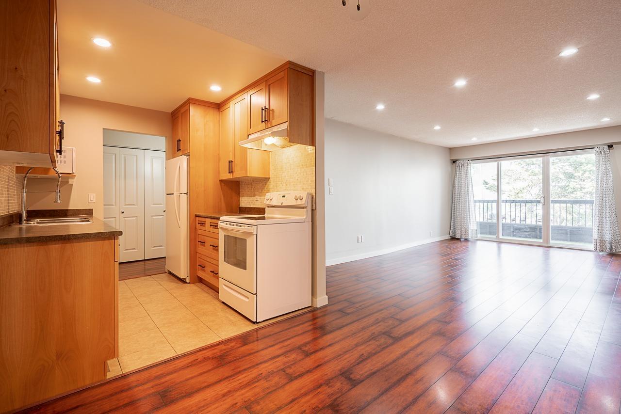 212 13530 Hilton Road, Surrey, British Columbia  V3R 5J4 - Photo 10 - R3066391