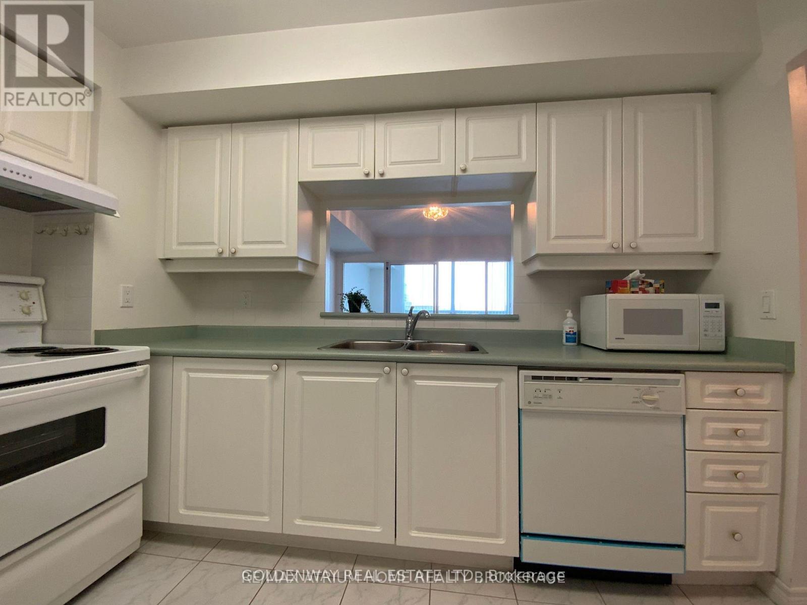 3329 - 68 CORPORATE DRIVE, Toronto, Ontario