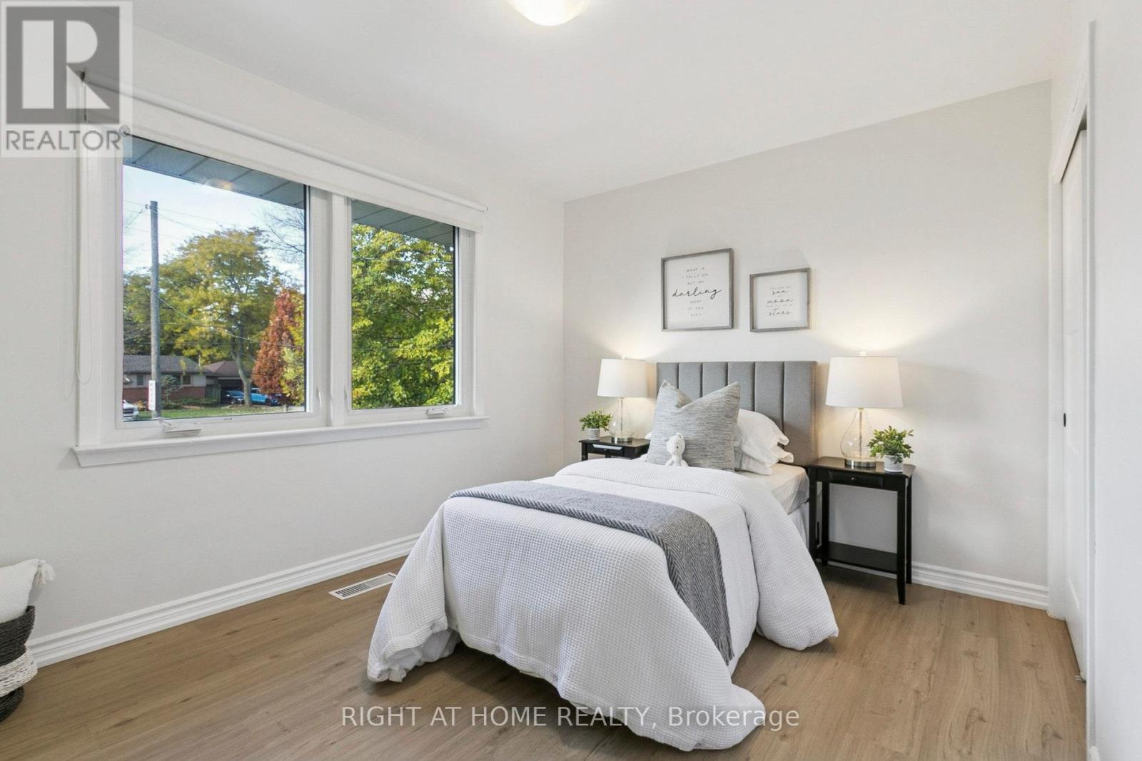 421 East Avenue E, Toronto, Ontario  M1C 2W7 - Photo 11 - E12530898