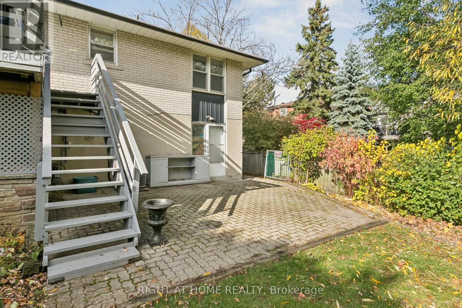 421 East Avenue E, Toronto, Ontario  M1C 2W7 - Photo 20 - E12530898